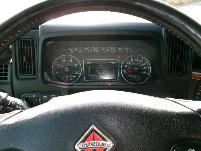 2022 International LT625