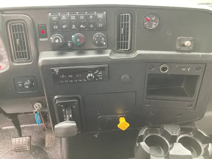 2020 NAVISTAR INTERNATIONAL MV607 (4X2)b9c56fa08c59c0c7909f4d3f81b48eef