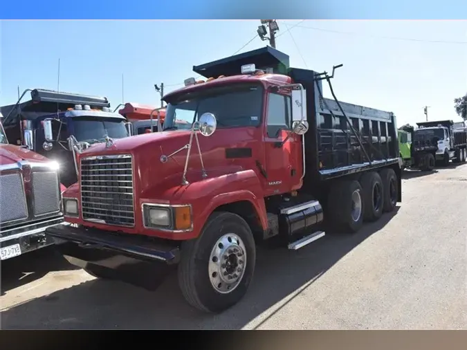 2008 MACK PINNACLE CHU613b9c5b1c74e5b0536ce512a8e30395b54