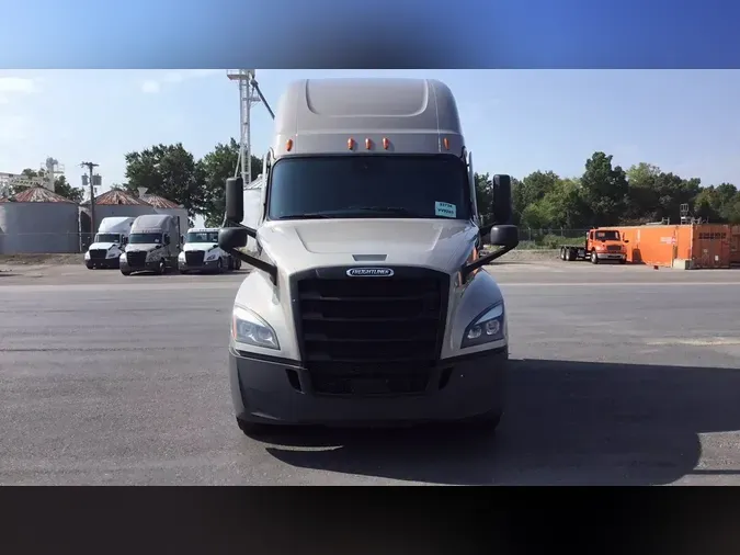 2025 Freightliner Cascadia 126b9c6df2005d7037afeefb4f94910eb72