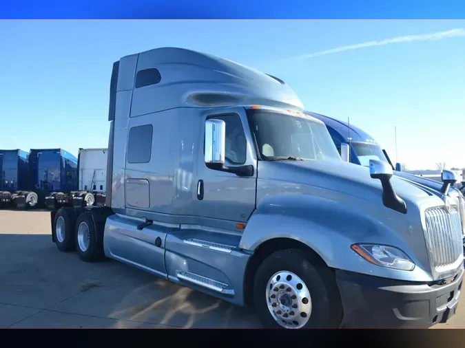 2022 INTERNATIONAL LT