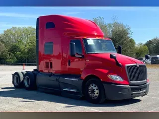 2023 INT LT625 6x4