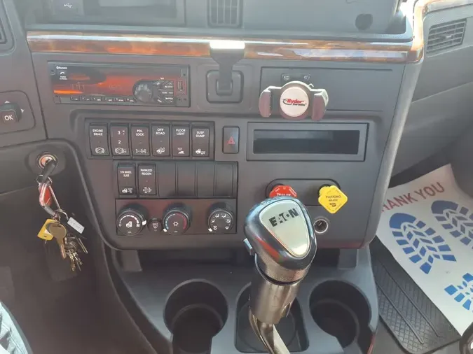 2019 NAVISTAR INTERNATIONAL LT625 DAYCAB T/A