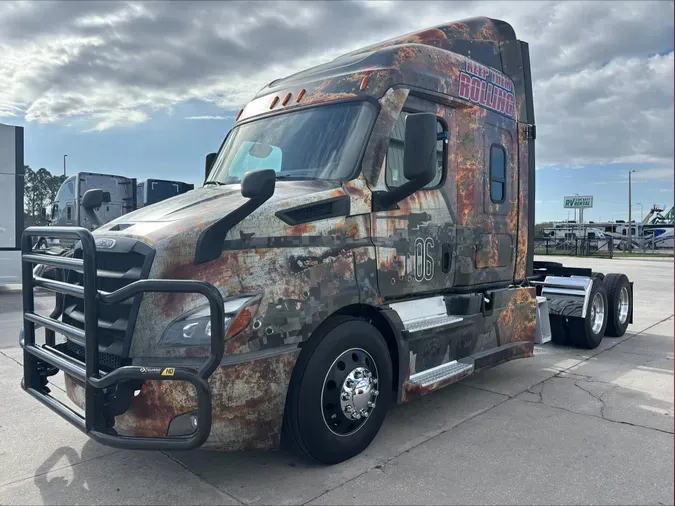 2023 Freightliner Cascadia 116