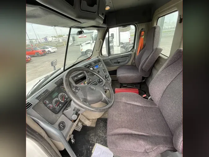 2017 FREIGHTLINER/MERCEDES CASCADIA 125b9cbf8dffea210d40ffdd326a1abcfda