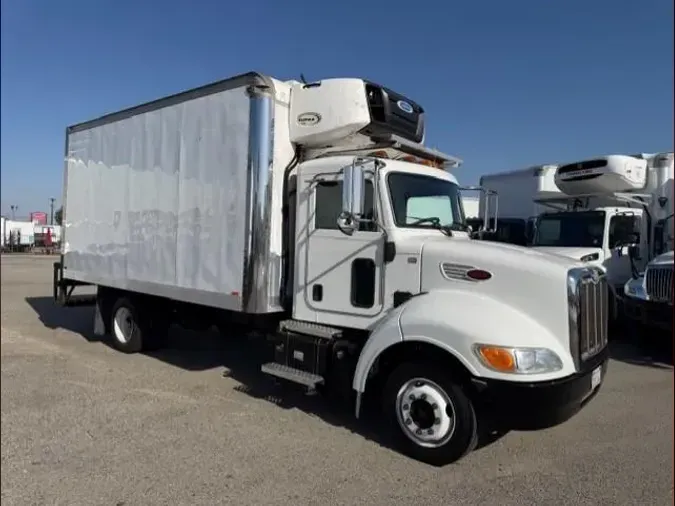 2018 Peterbilt 325
