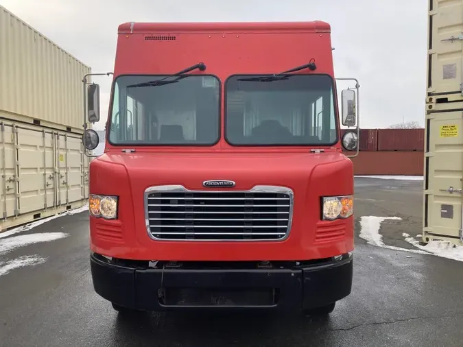 2016 FRTLR CUSTOM CHASSIS CORP MT55b9cc98a5980603136d1b098f116a3e4d