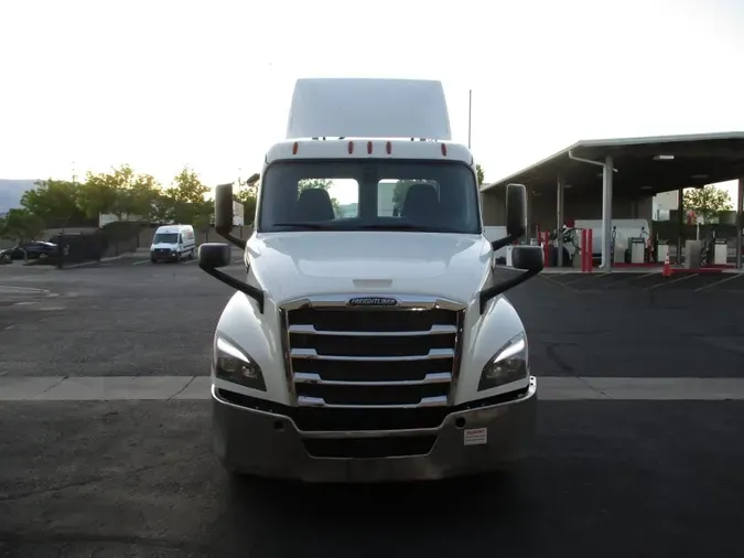 2019 FREIGHTLINER NEW CASCADIA PX12664