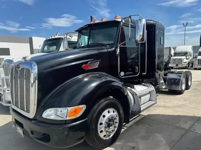 2015 Peterbilt 386