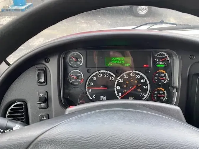 2019 Freightliner Business Class M2 106