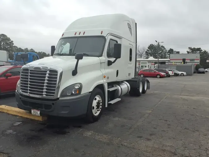 2020 FREIGHTLINER/MERCEDES CASCADIA 125