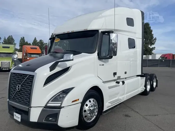 2023 VOLVO VNL64T760b9da118e8ee71b1d9321f1947f13fd97