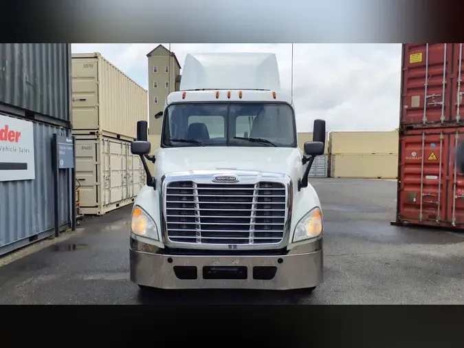 2017 FREIGHTLINER/MERCEDES CASCADIA 125