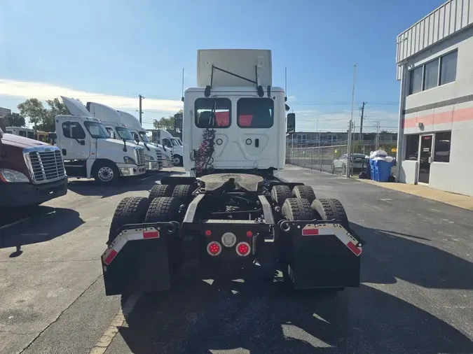 2018 FREIGHTLINER/MERCEDES NEW CASCADIA PX12664
