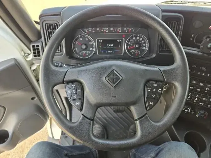 2022 International LT625