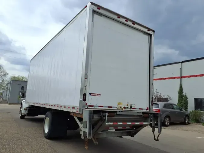 2019 FREIGHTLINER/MERCEDES M2 106