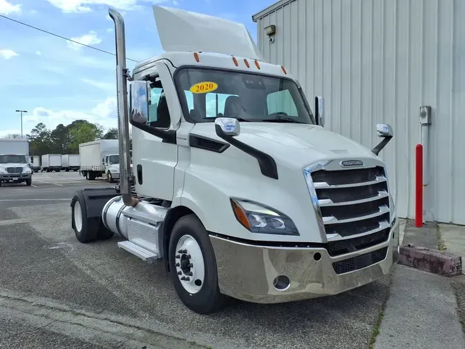 2020 FREIGHTLINER/MERCEDES NEW CASCADIA 116b9e2b1cd991f6566d5c20350342e2fcc