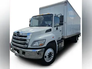 2020 Hino 268A