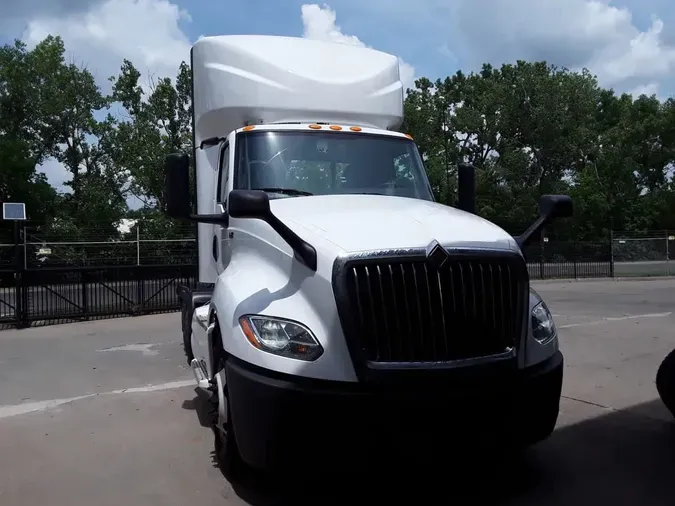2022 NAVISTAR INTERNATIONAL LT625 DAYCAB T/Ab9e7c1ff3d4bada42689f8b47ec625d6