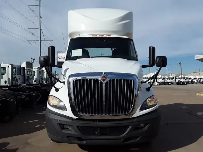 2020 NAVISTAR INTERNATIONAL RH613 DAYCAB T/A