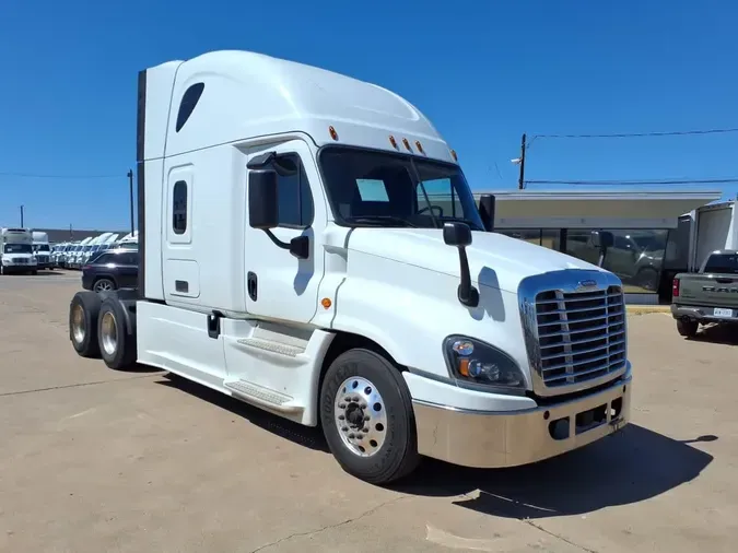2019 FREIGHTLINER/MERCEDES CASCADIA 125