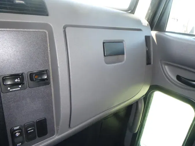 2019 Peterbilt 337