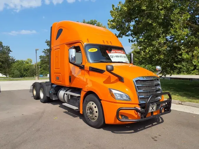 2019 FREIGHTLINER NEW CASCADIA PX12664