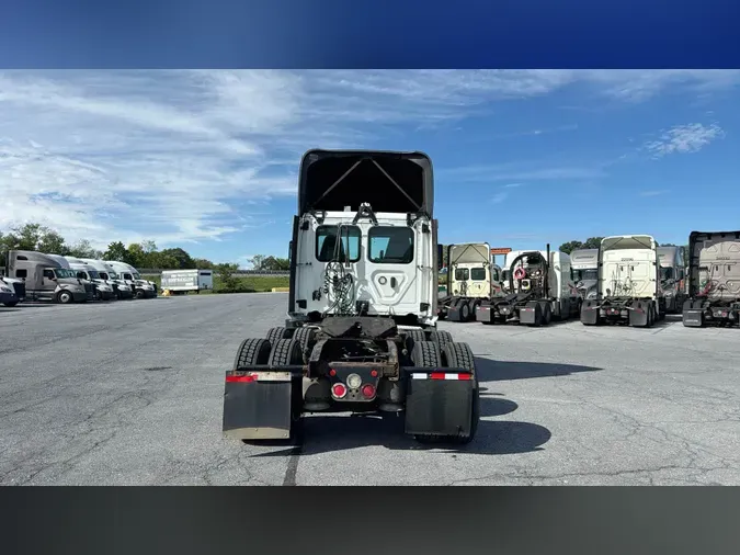 2020 Freightliner Cascadia 126b9f1fde393a095f57024d52d6c273db9