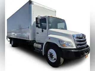 2018 Hino 268A