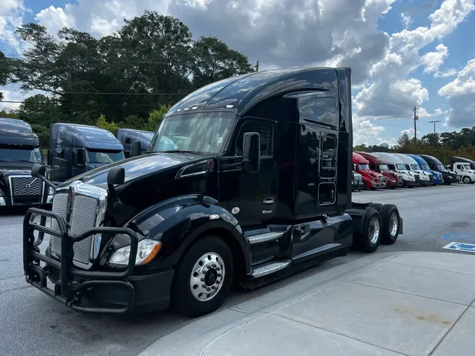 2022 Kenworth T680