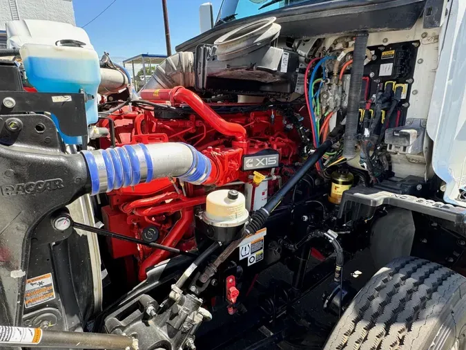 2022 Peterbilt 567