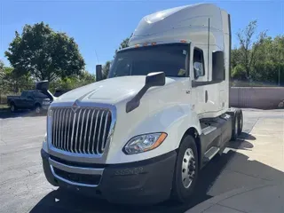 2019 INTERNATIONAL LT