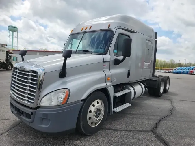 2014 Freightliner Cascadiab9f808b5ff54f32c699f4b93d1897615