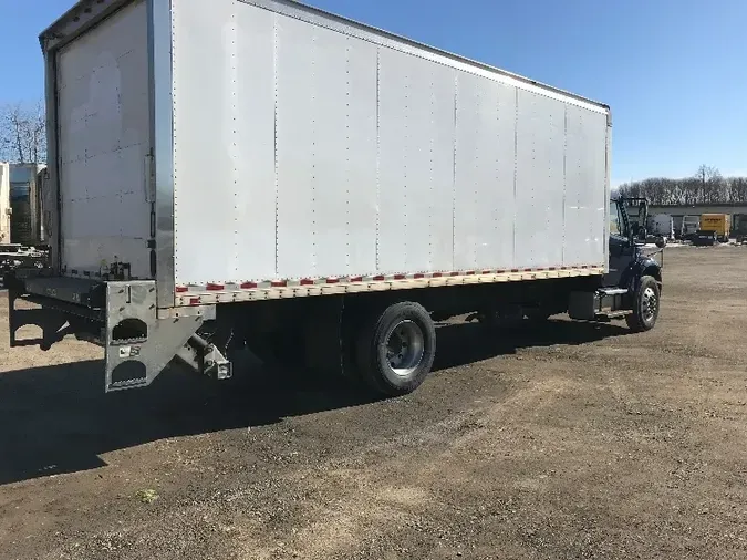 2017 Freightliner M2