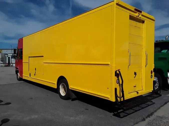 2016 FRTLR CUSTOM CHASSIS CORP MT55