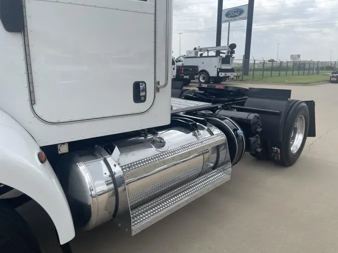 2019 Peterbilt 337