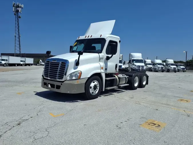 2019 FREIGHTLINER/MERCEDES CASCADIA 125ba01caf453cb42f9a43b67e905036258