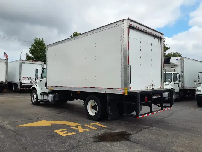 2019 FREIGHTLINER M2 106