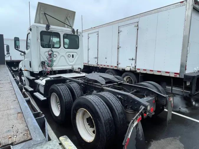 2020 FREIGHTLINER/MERCEDES NEW CASCADIA PX12664