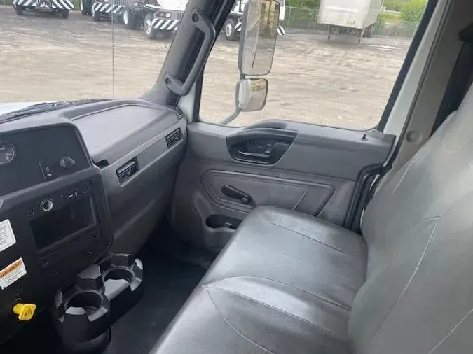 2019 International 4300
