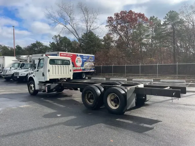 2016 FREIGHTLINER/MERCEDES M2 106ba1645839b0079aef28ffe02e5cf4b1a