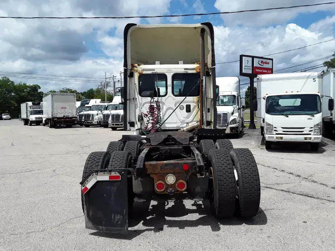 2015 FREIGHTLINER/MERCEDES CASCADIA 125