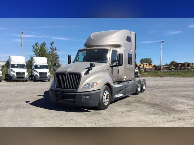2022 International LT