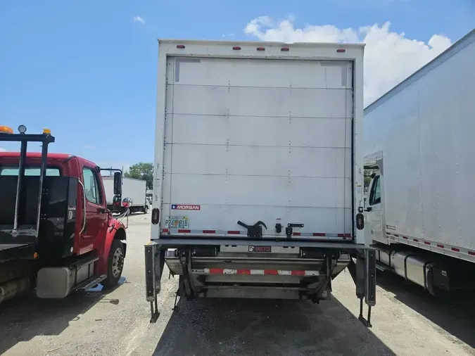 2019 FREIGHTLINER M2 106