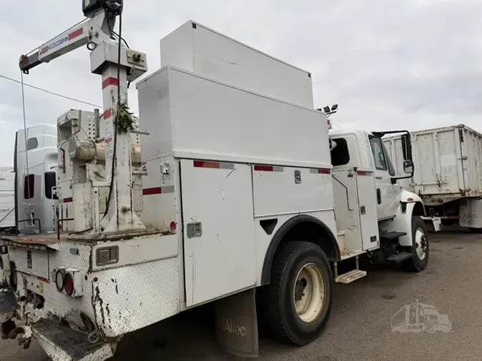 2013 INTERNATIONAL DURASTAR 4400