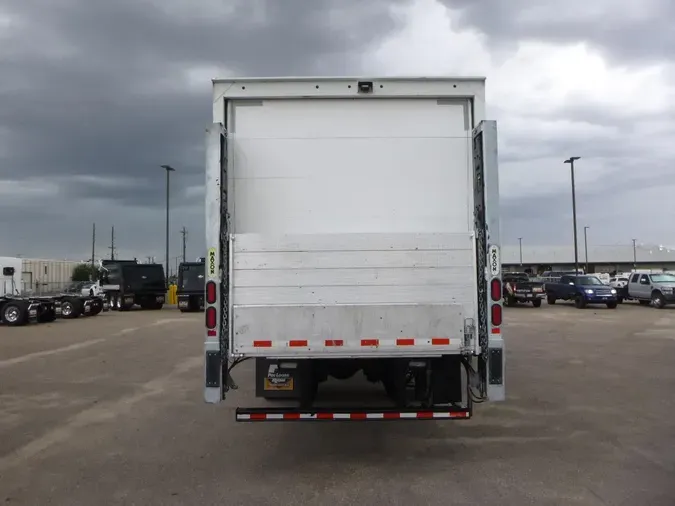 2021 Peterbilt 337