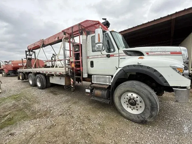 2012 INTERNATIONAL WORKSTAR 7600