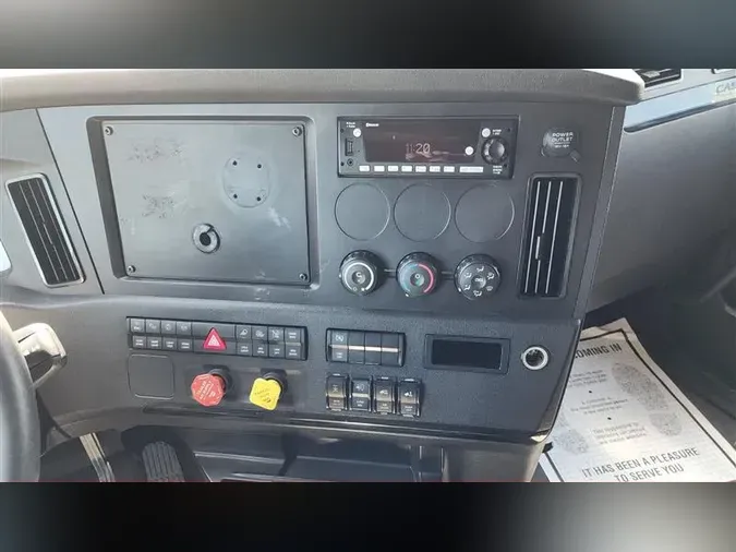 2023 FREIGHTLINER CA126