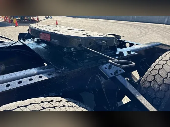 2022 INTERNATIONAL LT