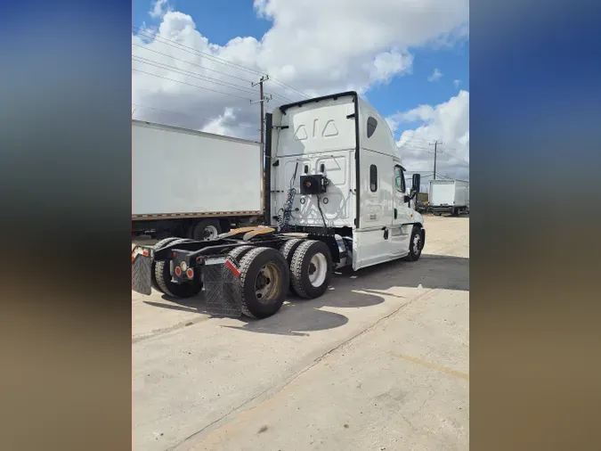 2019 FREIGHTLINER/MERCEDES CASCADIA 125